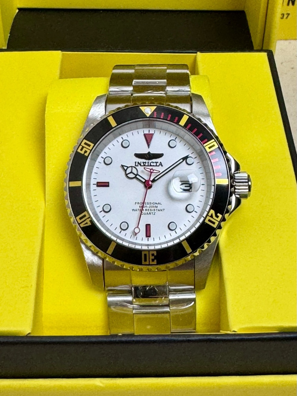 Invicta Pro Diver Vectide Men's 42mm Quartz Watch (50529)